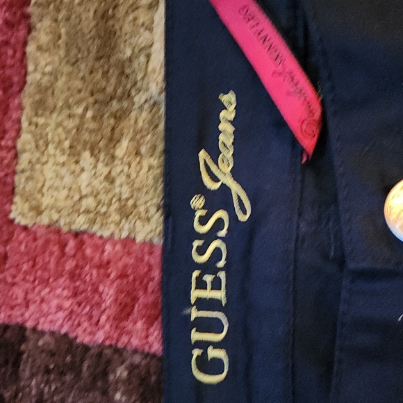 Black Guess Skinny Jeans - Picture 3 of 8